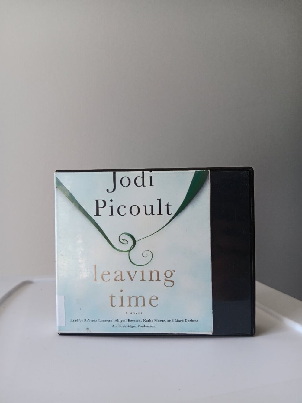 Jodi Picoult Leaving Time Fiction Novel Audio Book 12 Discs Boxed CD